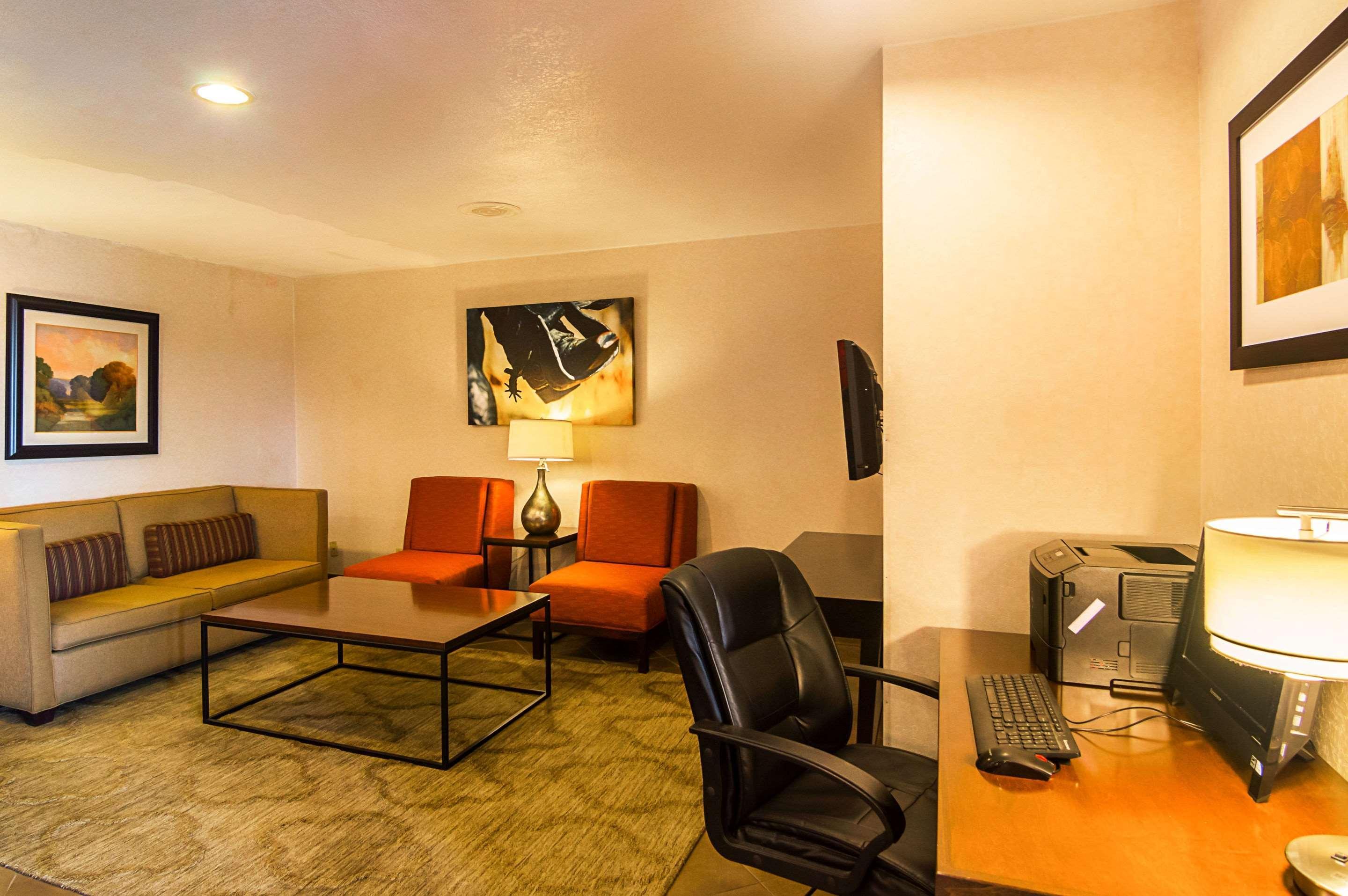 Quality Inn & Suites Garland - East Dallas Eksteriør billede