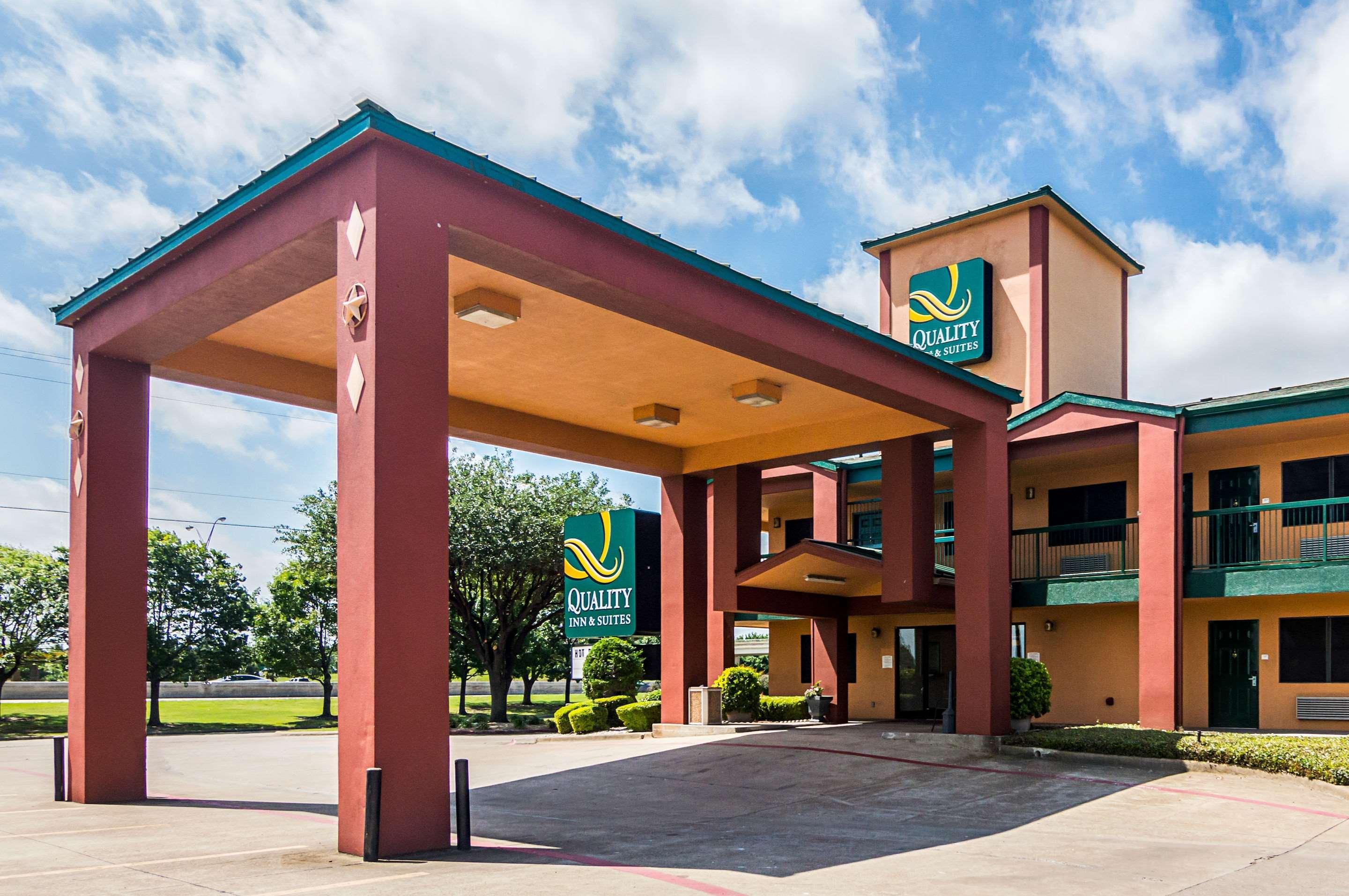 Quality Inn & Suites Garland - East Dallas Eksteriør billede